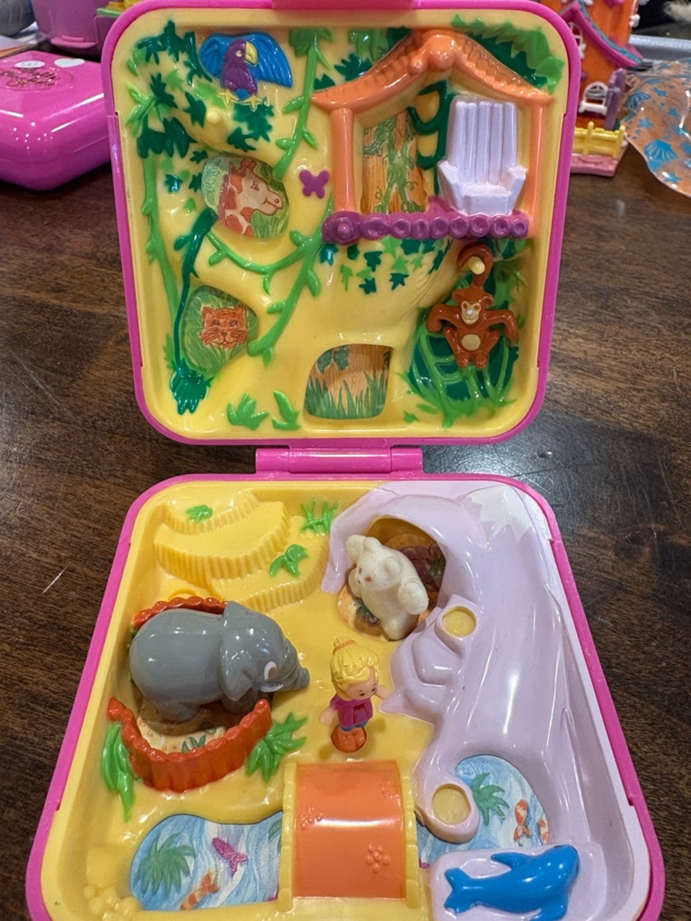 Vintage 1989 Polly Pocket Wild Zoo World